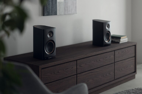 NX70A-Black_13