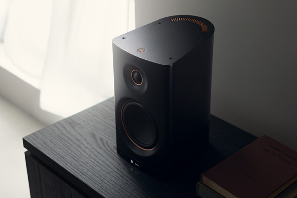 NX70A-Black_2