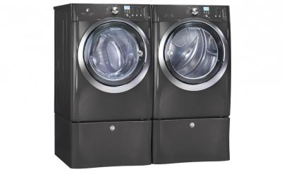 27" Electrolux 8.0 Cu. Ft. Gas Front Load Dryer with IQ-Touch™ Controls featuring Perfect Steam™ - EIMGD60LT