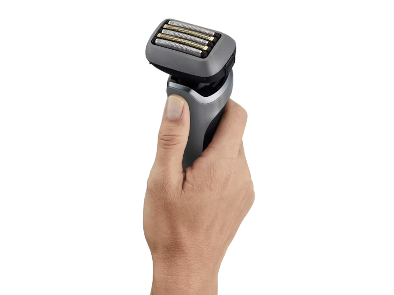 Panasonic ARC 5 PRO Mens Wet & Dry 5-Blade Electric Shaver with Self-Cleaning Recharger - ESL580W