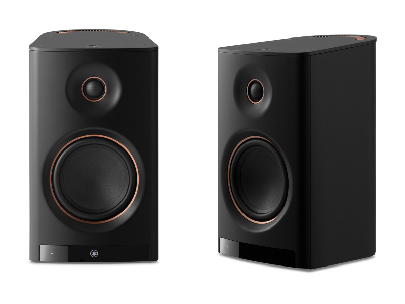 Yamaha Premium Active Wireless Hi-Fi Bookshelf Speaker in Black - NX70A B