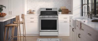 30" Frigidaire Gallery Rear Control Electric Range with Total Convection - GCRE306CBF